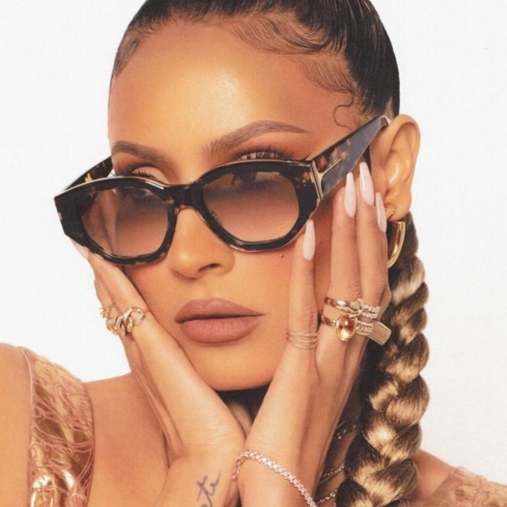Dezi sunnies "CHARGE IT"